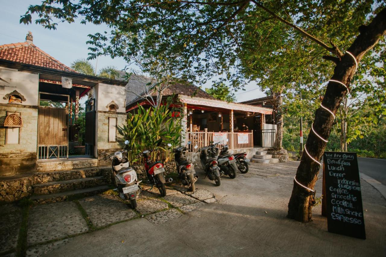 Jona Bungalow Hotel Toyapakeh Exterior photo